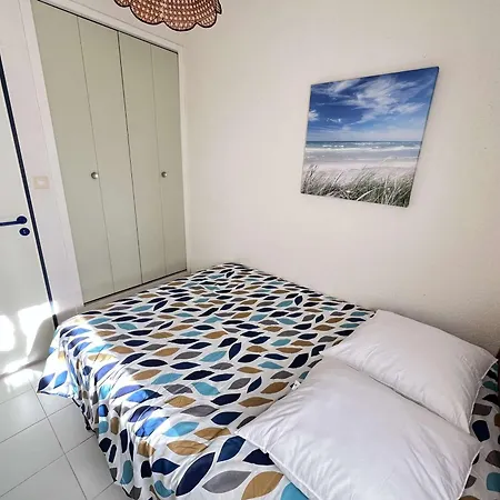 T2 Avec Terrasse Et Parking, A 50m De La - Fr-1-702-70 Appartement Agde